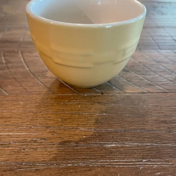 Longaberger Woven Traditions Butternut 4” Entertaining Bowl - Picture 2 of 6